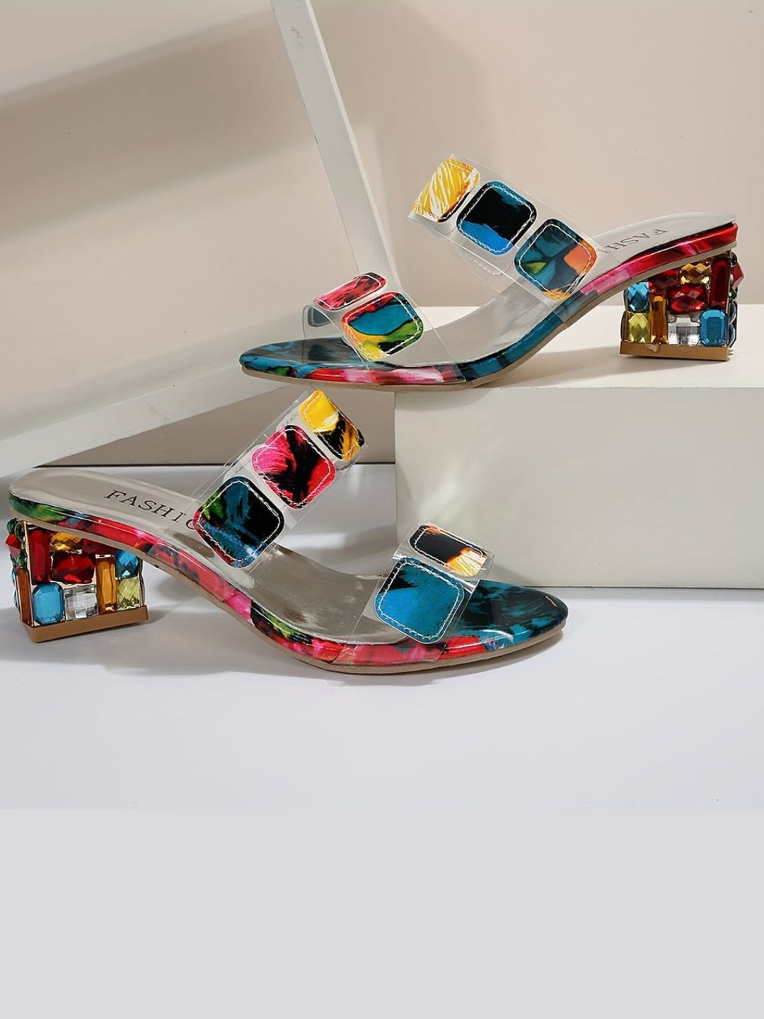 Della - Dazzling All-Day Sandal