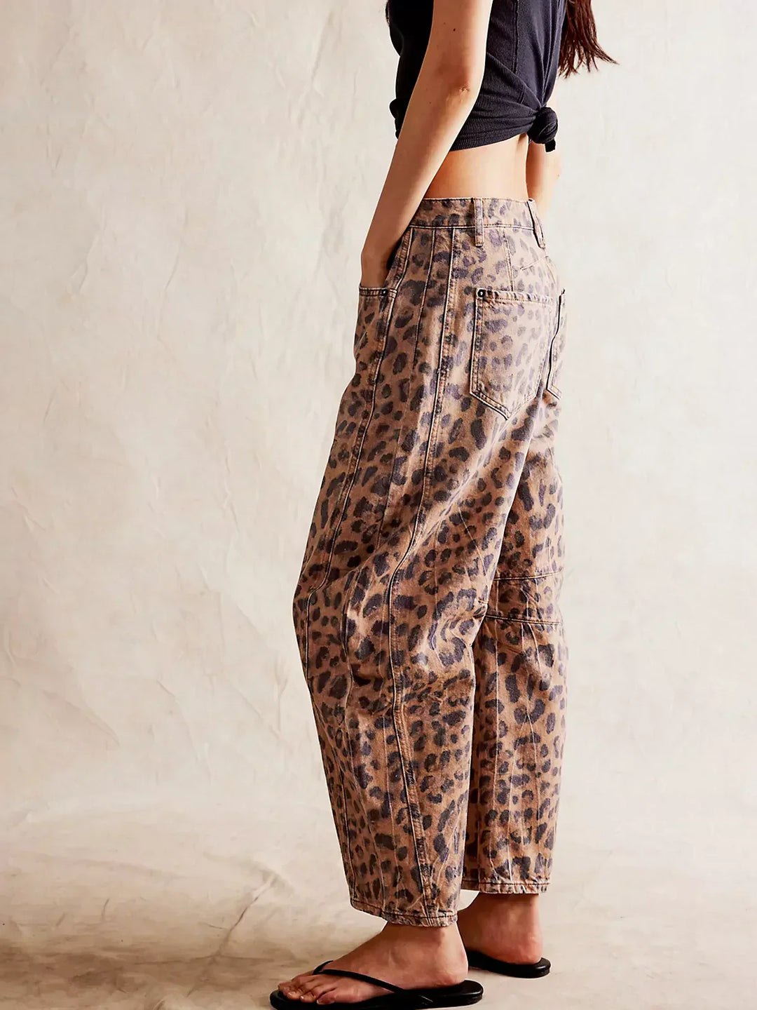 Stasia - Leopard Print Barrel Jeans